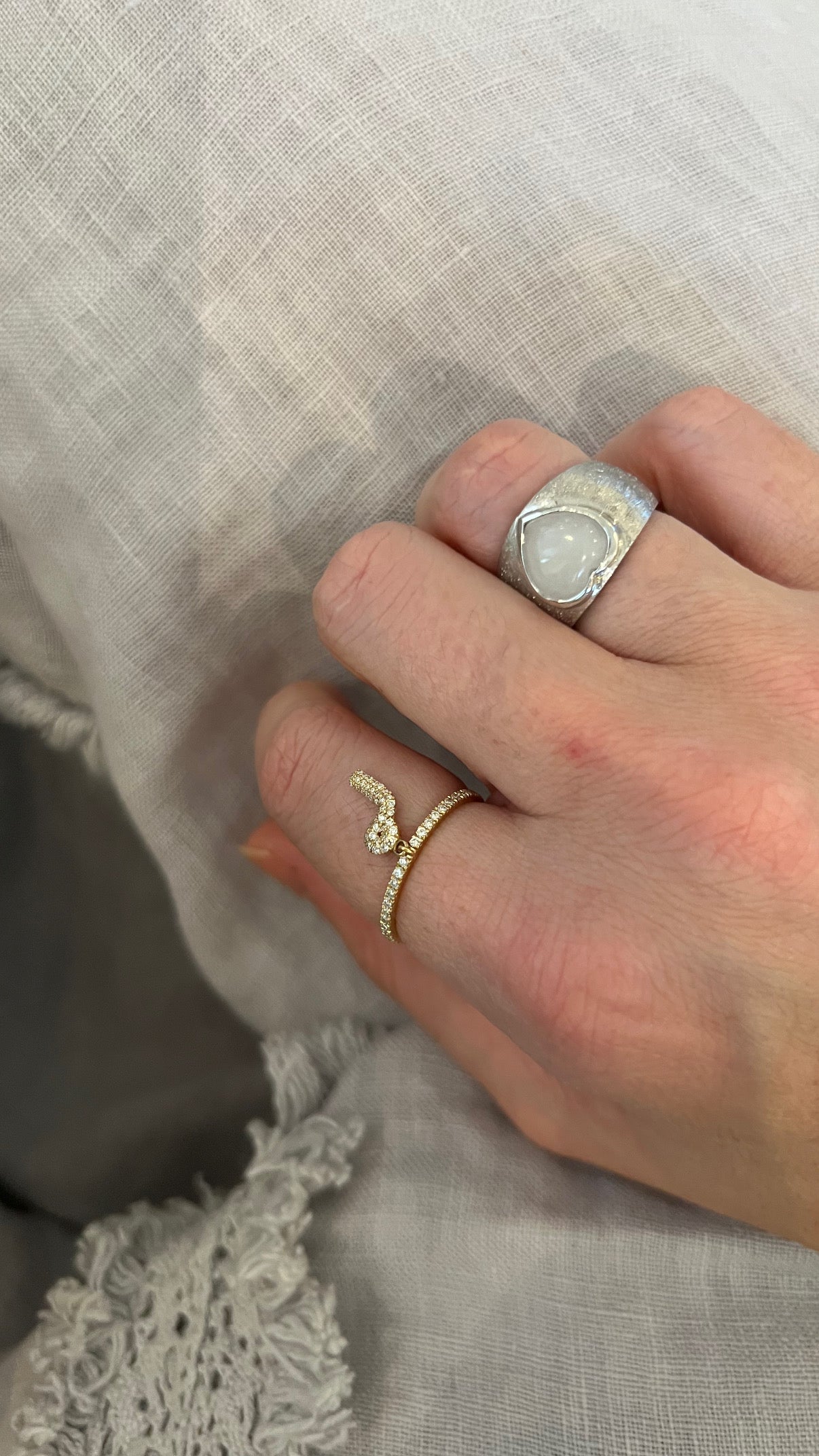 Ahrof Bubble Letter - Mini Diamond Pavé Tassel Ring