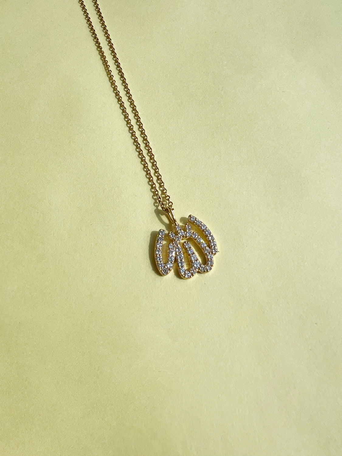 'Allah' 18k gold Maxi pendant